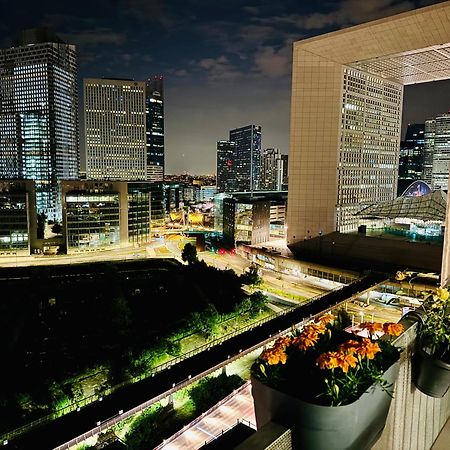 Luxury 2 Rooms Apartment With Balcony Puteaux Exterior photo
